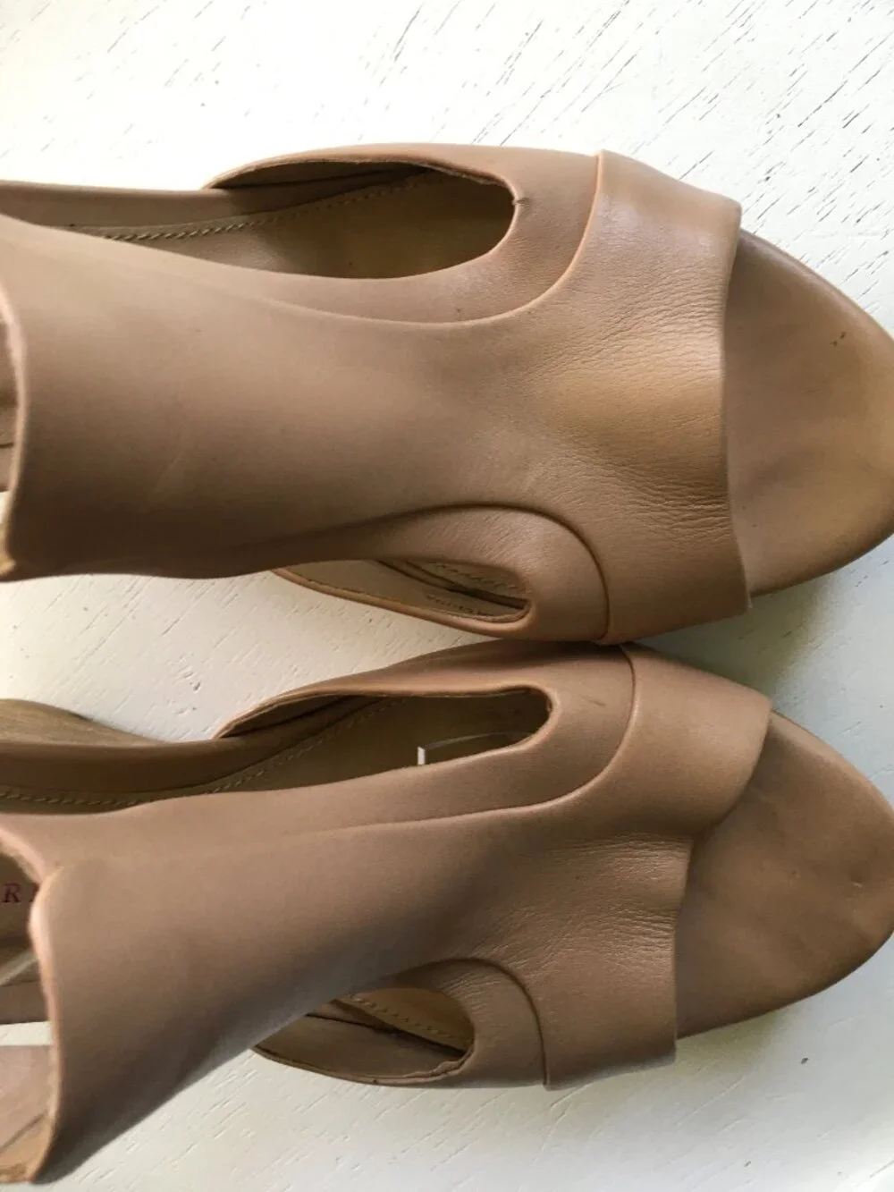 Elaine Turner Tan Leather 